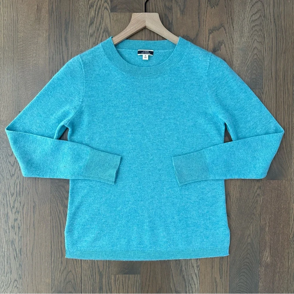 J. Crew Everyday Cashmere Crew Neck Pullover Sweater in Aqua Blue Small